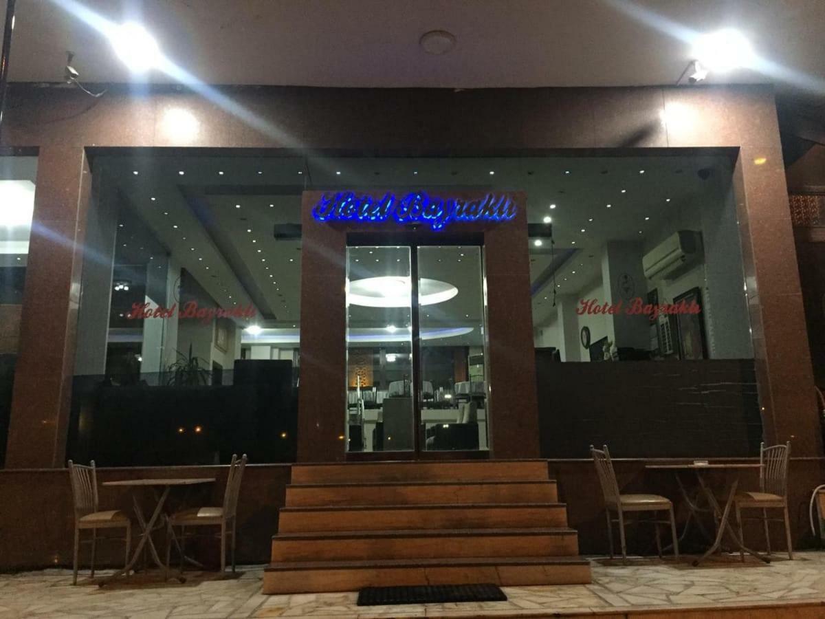 Bayrakli Otel Mersin  Buitenkant foto