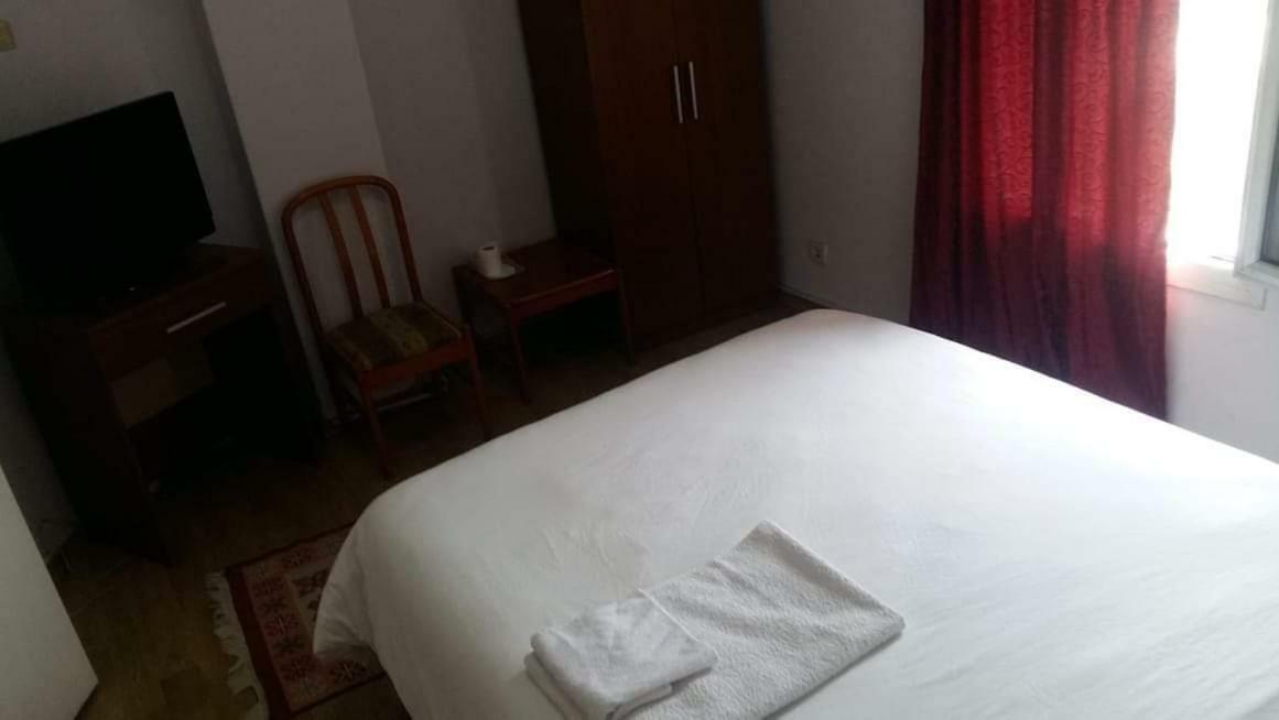 Bayrakli Otel Mersin  Buitenkant foto