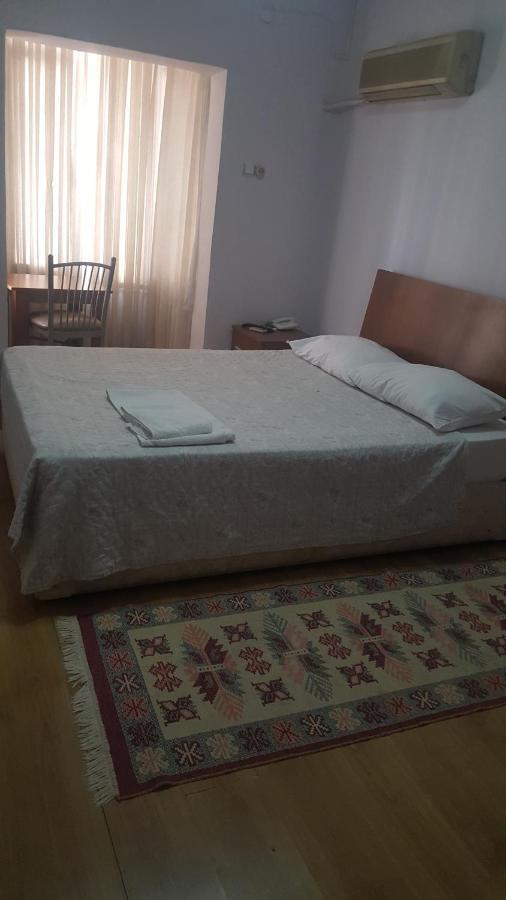Bayrakli Otel Mersin  Buitenkant foto